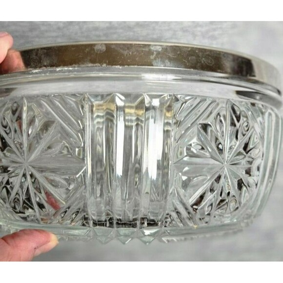 Cut Etched Glass 8” Vintage Bowl With Silver Plate Rim Made In England - Picture 7 of 8